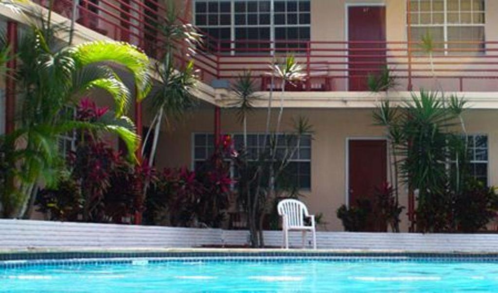 هوليوود Beach And Town Motel المظهر الخارجي الصورة